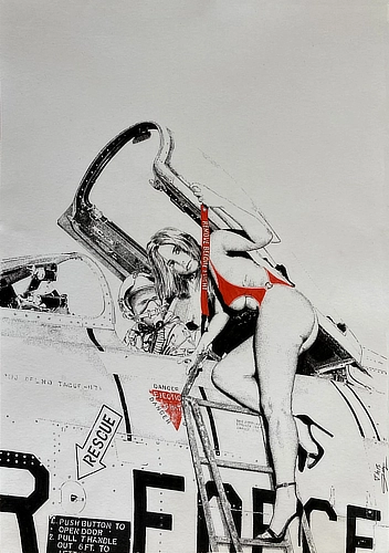 Perched on the ladder leading to the cockpit of an F‑100 Super Sabre, a pin‑up shoots us a mischievous glance. In her hand, she waves a safety pin like a trophy, while the stunned pilot looks on, clea